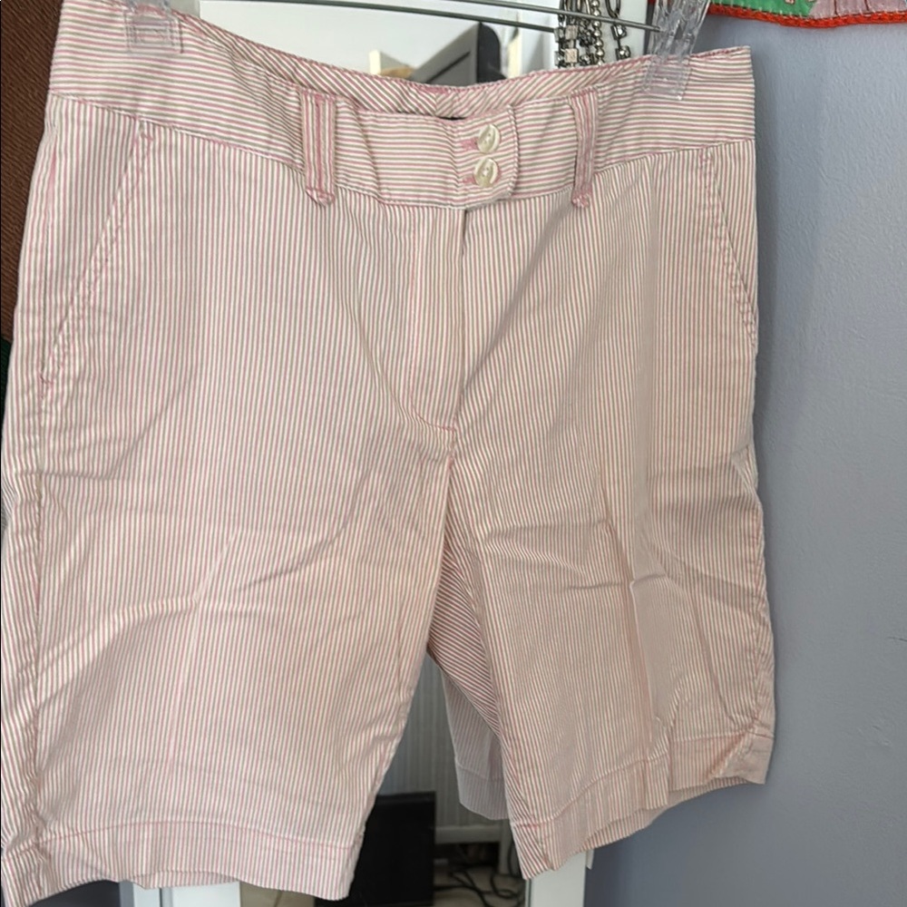 Tommy Hilfiger Pink and White Bermuda Shorts Relaxed Fit